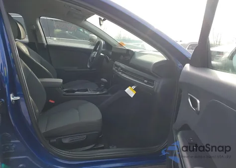 2025 Kia K4 Lxs из США, поврежденный, VIN 3KPFT4DE1SE220319